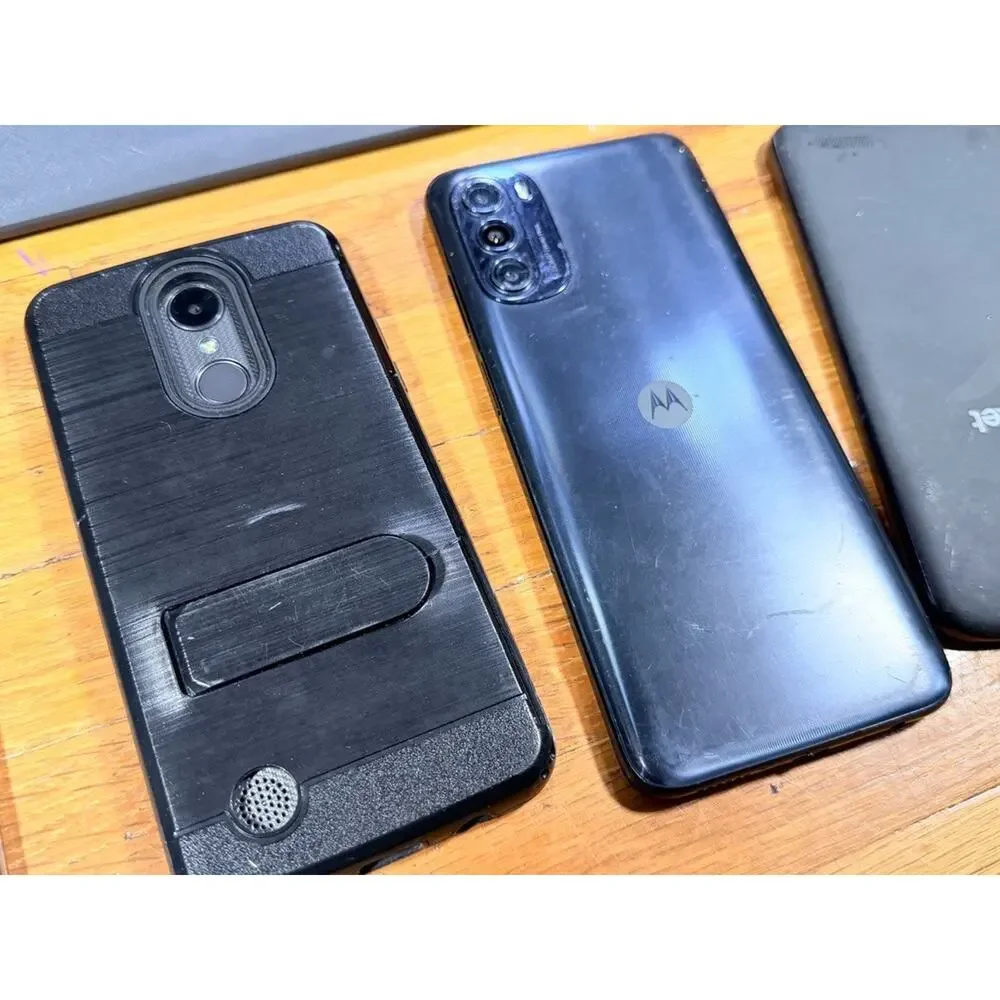 Lot of 7 Android Phones & Tablet Samsung Motorola ZTE XMobile Parts Repair